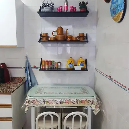 Calle Feria De Jerez Фуэнхирола